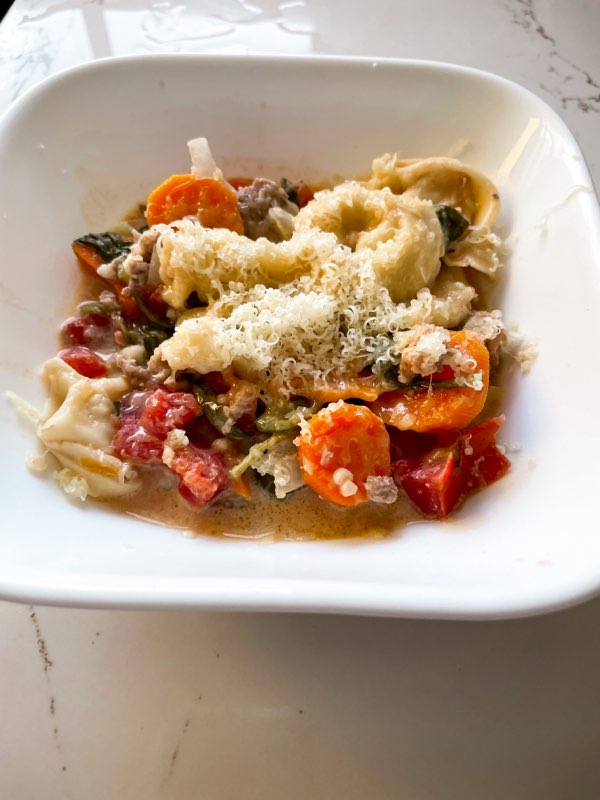 CREAMY Italian Sausage & Spinach Tortellini Soup