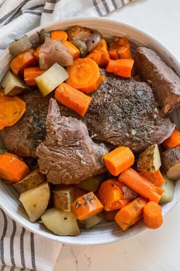 Easy Slow Cooker Pot Roast