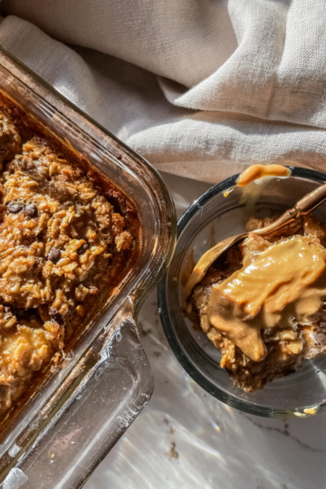 Healthy Peanut Butter Oatmeal Bake